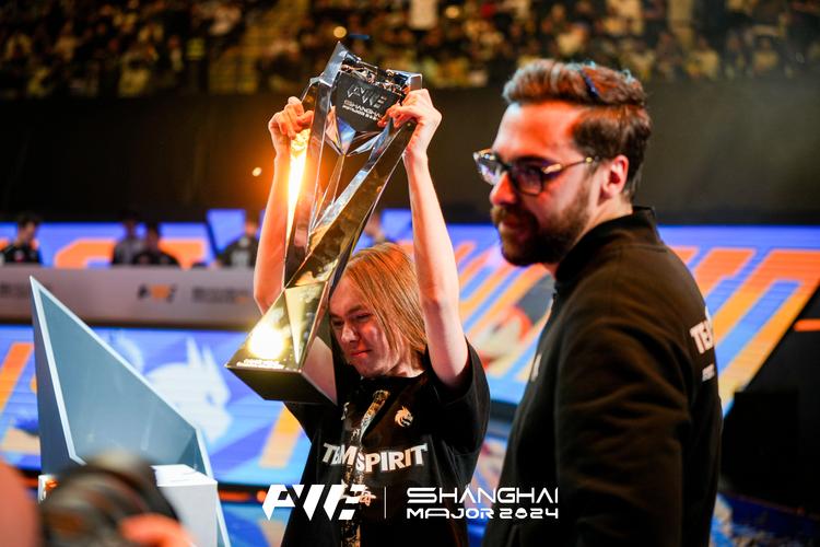 媒体人谈S8往事：18年RNG夺冠 也算是LPL的黄金岁月