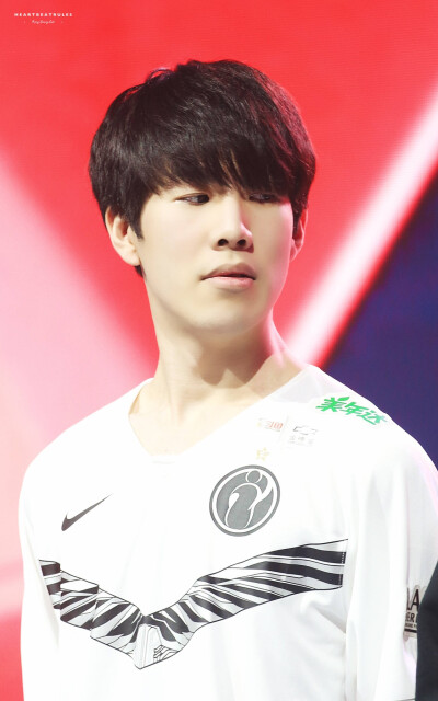 无缘下一轮+S14,FPX上单Zdz发文：或许不会太晚，明年再进一步